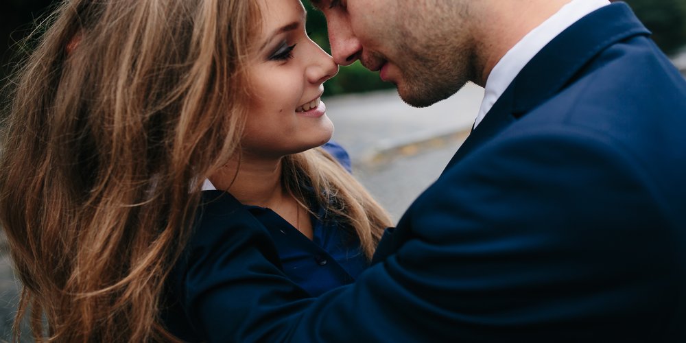 Beautiful couple Краснодар. Девушки раздают любовь фото. Luxury lovers. Beautiful couple in Tracksuits.